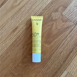 Caudalie Vinosun Protect Very High Protection Lightweight Cream SPF50+
